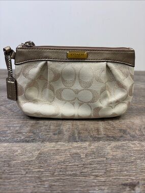 Coach Signature Jacquard Pleated Wristlet Clutch Metallic Gold Cream